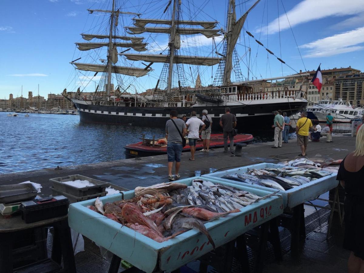 Escale Marseillaise, Grand T2 Calme, Pres Du Vieux Port Pour 2 A 4 Personnes, Nettoyage Rigoureux Lejlighed Marseille Eksteriør billede