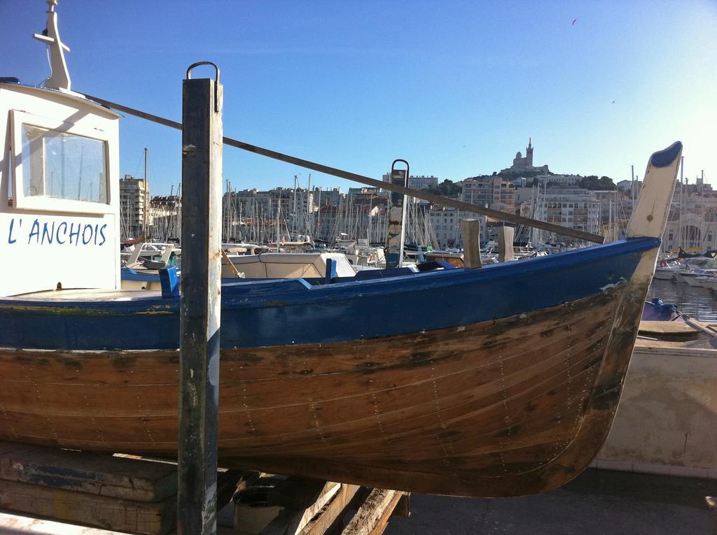 Escale Marseillaise, Grand T2 Calme, Pres Du Vieux Port Pour 2 A 4 Personnes, Nettoyage Rigoureux Lejlighed Marseille Eksteriør billede